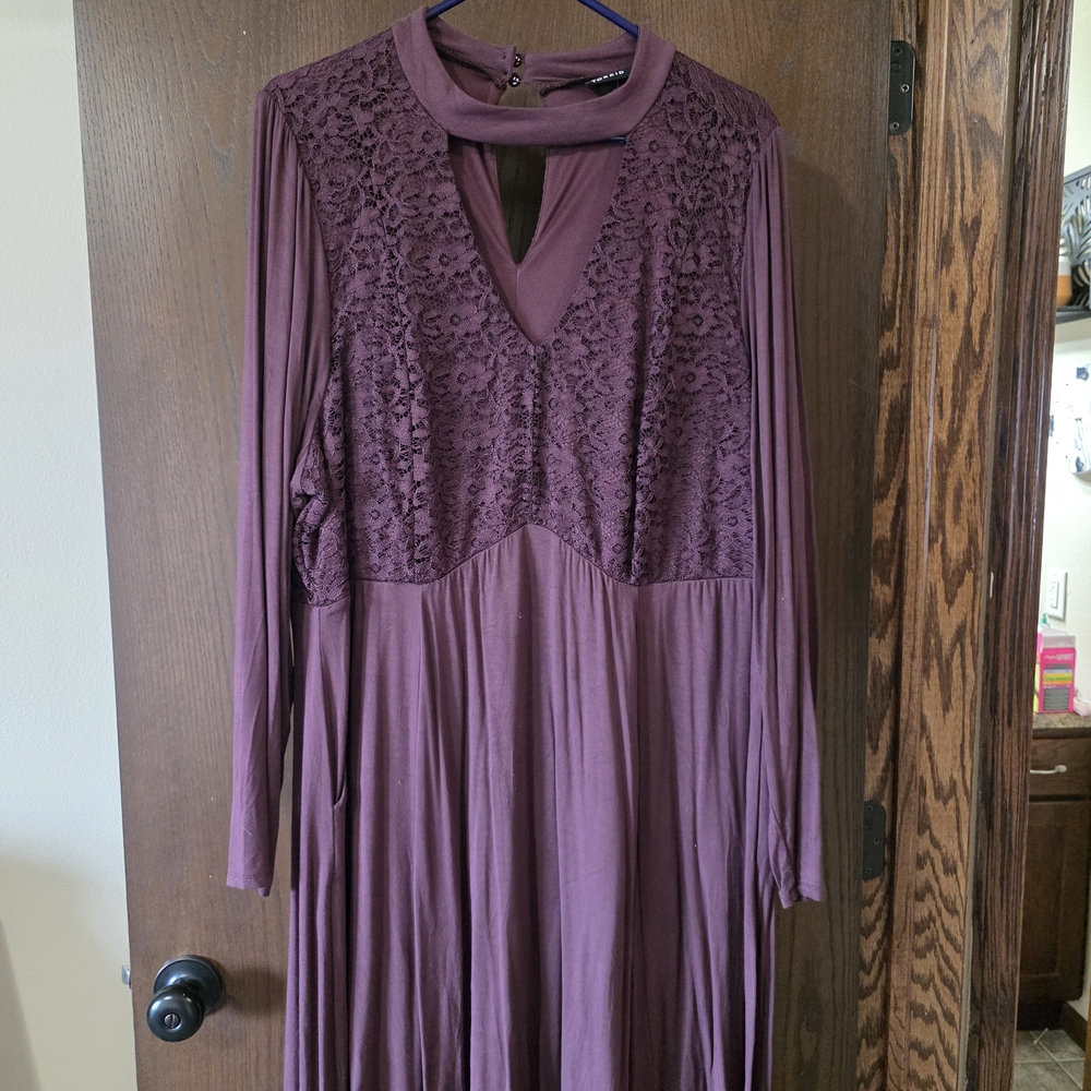 Elegant Purple Lace Women's Dress